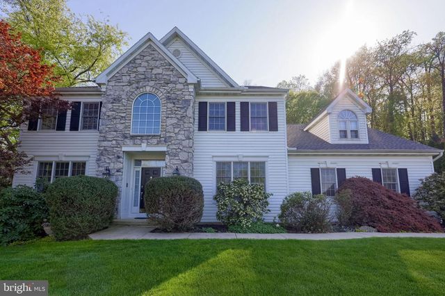 1032 SUNWOOD LN, Lancaster, PA 17601
