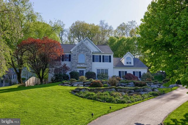 1032 SUNWOOD LN, Lancaster, PA 17601
