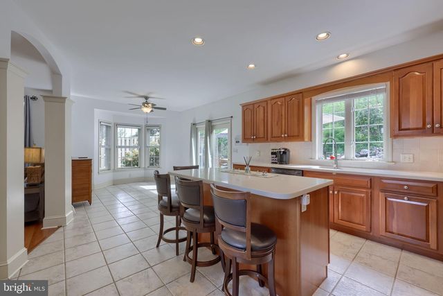 1032 SUNWOOD LN, Lancaster, PA 17601