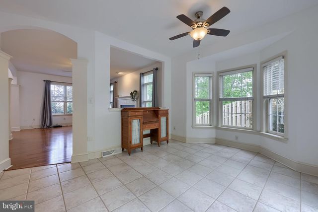 1032 SUNWOOD LN, Lancaster, PA 17601