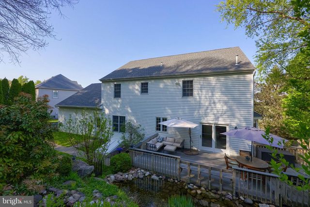 1032 SUNWOOD LN, Lancaster, PA 17601