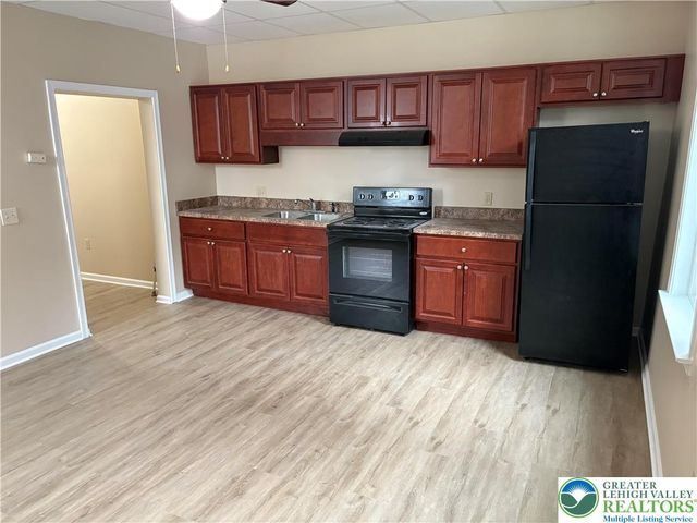 17 Belvidere Street 205, Nazareth Boro, PA 18064