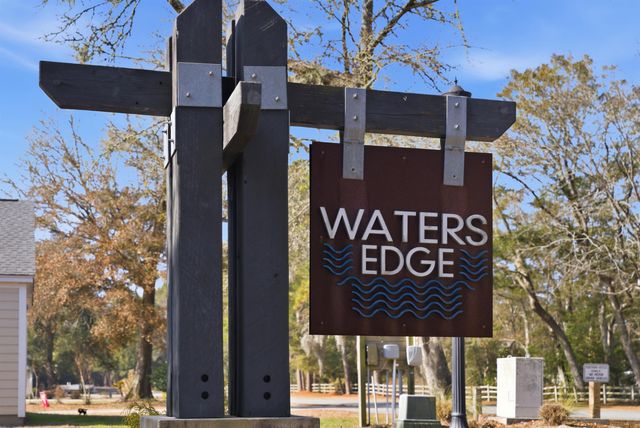 1136 Inlet View Dr., North Myrtle Beach, SC 29582