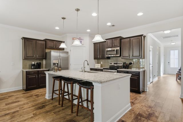 1136 Inlet View Dr., North Myrtle Beach, SC 29582