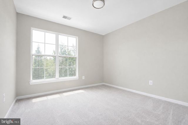 44190 MOSSY BROOK SQ, Ashburn, VA 20147