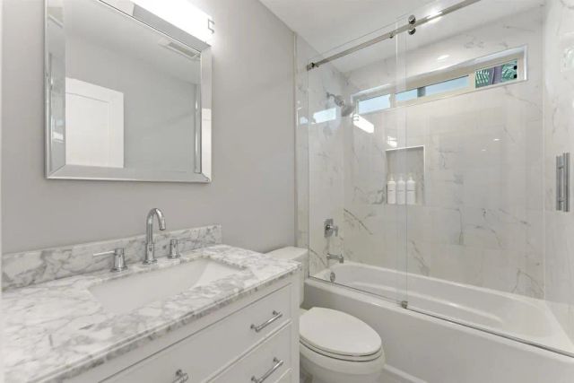 127 W Glaucus B, Encinitas, CA 92024