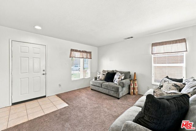 45107 18th Street, Lancaster, CA 93535