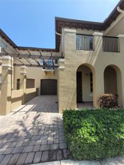 8707 Buckskin Mnr 5-12, Davie, FL 33328