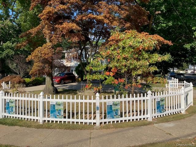 1093 Round Swamp Road, Plainview, NY 11803