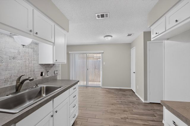 900 Irene Street, Burleson, TX 76028