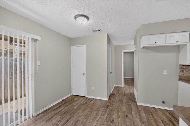 900 Irene Street, Burleson, TX 76028