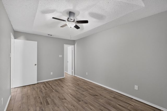 900 Irene Street, Burleson, TX 76028