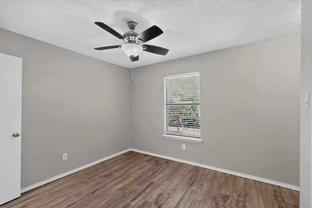 900 Irene Street, Burleson, TX 76028