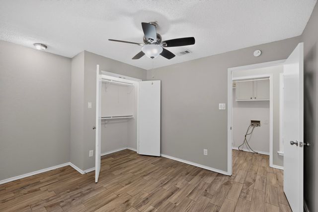 900 Irene Street, Burleson, TX 76028