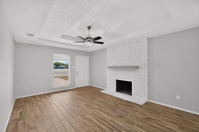 900 Irene Street, Burleson, TX 76028