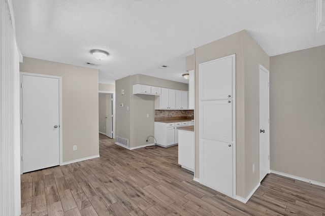 900 Irene Street, Burleson, TX 76028