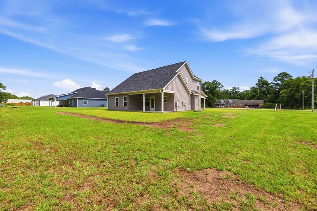 2116 E Highway 9 Business, Loris, SC 29569