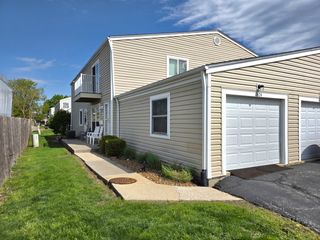 7624 159th Place 7624, Tinley Park, IL 60477