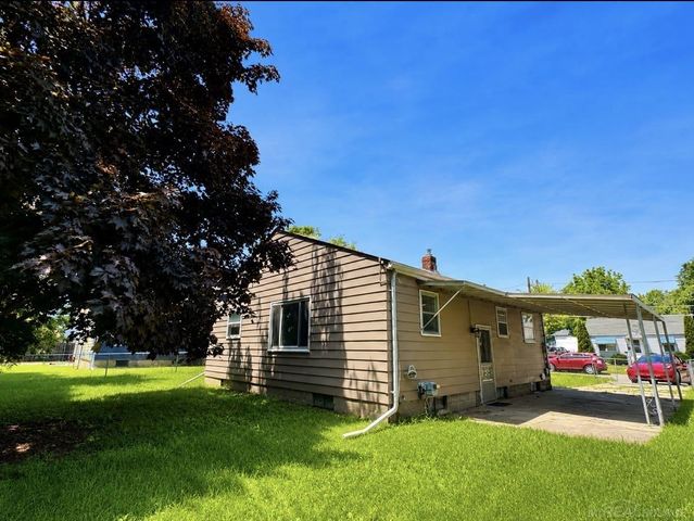 3001 Brandon Street, Flint, MI 48503