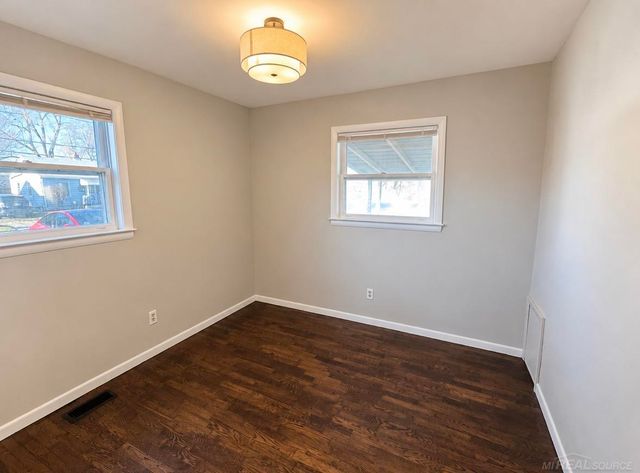 3001 Brandon Street, Flint, MI 48503