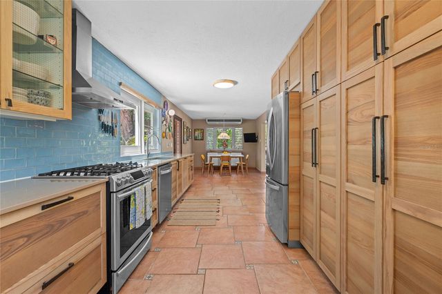 Cll 301 HACIENDAS DEL LAGO 70, Trujillo Alto, PR 00976