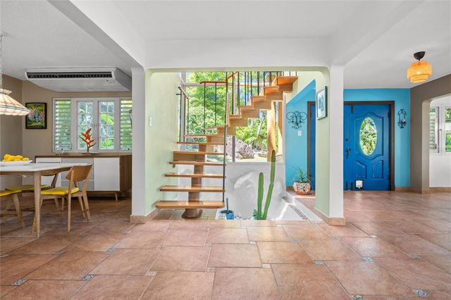 Cll 301 HACIENDAS DEL LAGO 70, Trujillo Alto, PR 00976