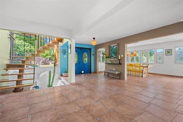 Cll 301 HACIENDAS DEL LAGO 70, Trujillo Alto, PR 00976