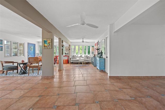 Cll 301 HACIENDAS DEL LAGO 70, Trujillo Alto, PR 00976