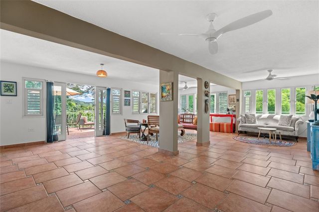 Cll 301 HACIENDAS DEL LAGO 70, Trujillo Alto, PR 00976