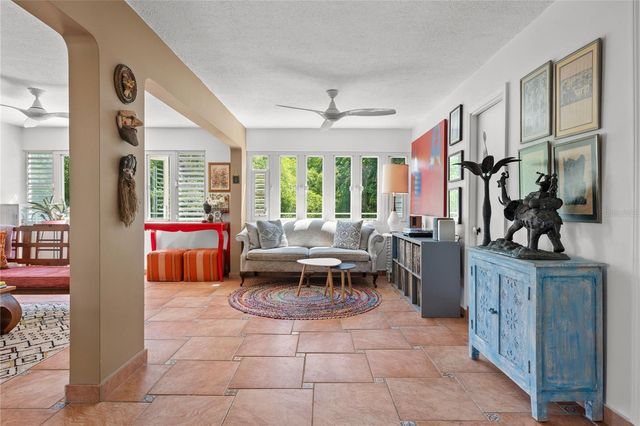 Cll 301 HACIENDAS DEL LAGO 70, Trujillo Alto, PR 00976