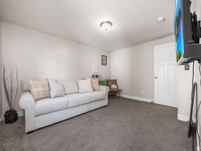 7001 N SOUTH PASS RD, Eagle Mountain, UT 84005