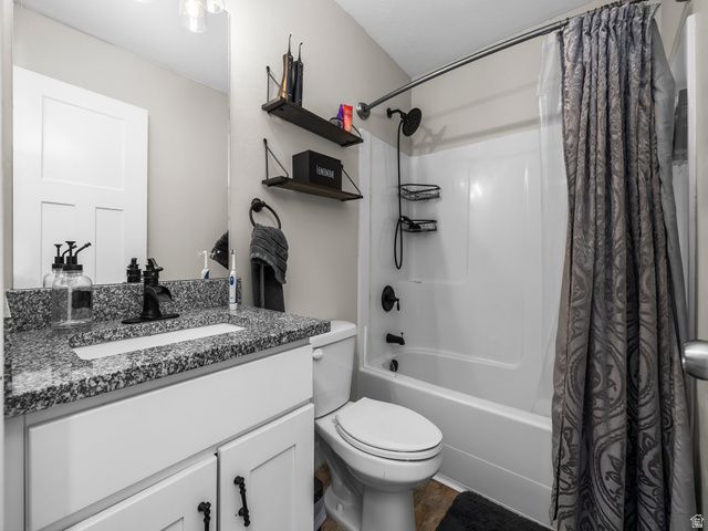 7001 N SOUTH PASS RD, Eagle Mountain, UT 84005