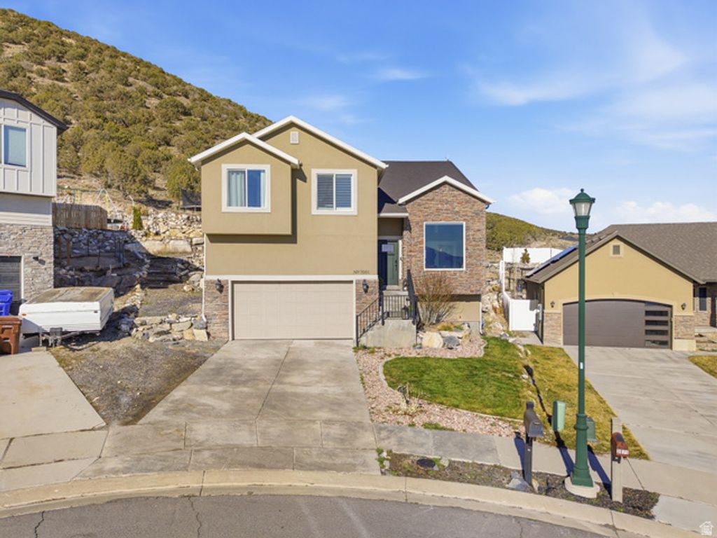 7001 N SOUTH PASS RD, Eagle Mountain, UT 84005