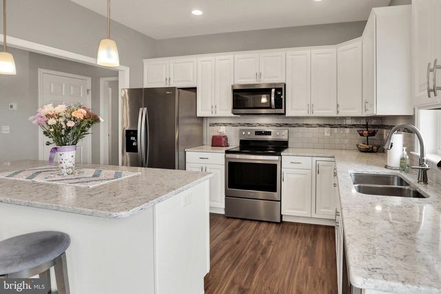 134 ROSEBUSH CT, Womelsdorf, PA 19567