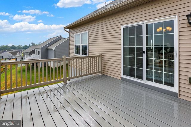 134 ROSEBUSH CT, Womelsdorf, PA 19567