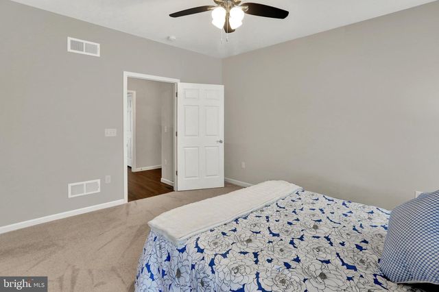 134 ROSEBUSH CT, Womelsdorf, PA 19567