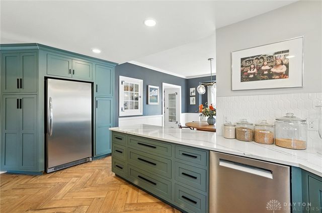 2215 N Fountain Boulevard, Springfield, OH 45504