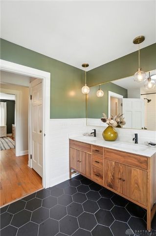 2215 N Fountain Boulevard, Springfield, OH 45504