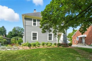 2215 N Fountain Boulevard, Springfield, OH 45504