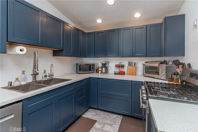 27222 Plumwood, Canyon Country, CA 91351