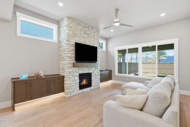 3030 NW Celilo Lane, Bend, OR 97703