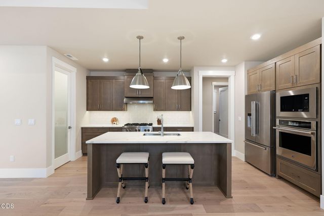 3030 NW Celilo Lane, Bend, OR 97703