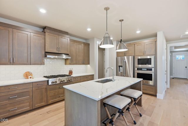 3030 NW Celilo Lane, Bend, OR 97703