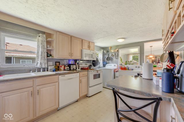128 W 2nd Street, Greensburg, IN 47240