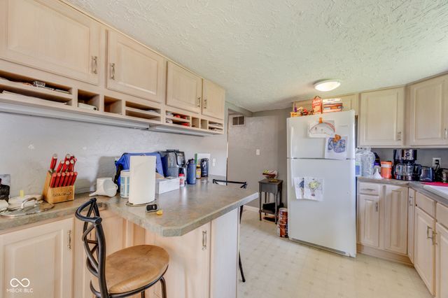 128 W 2nd Street, Greensburg, IN 47240