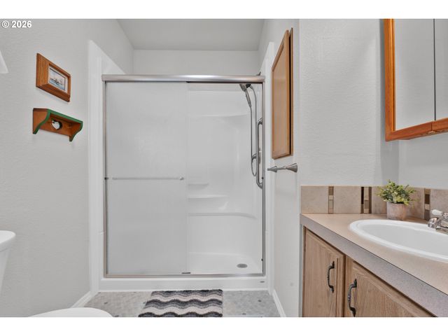 358 La Casa St, Eugene, OR 97402