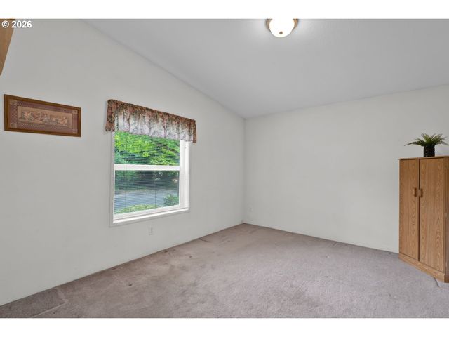 358 La Casa St, Eugene, OR 97402