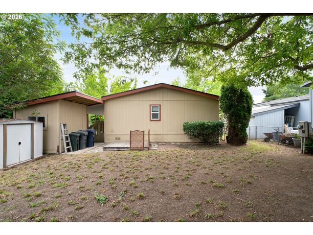 358 La Casa St, Eugene, OR 97402