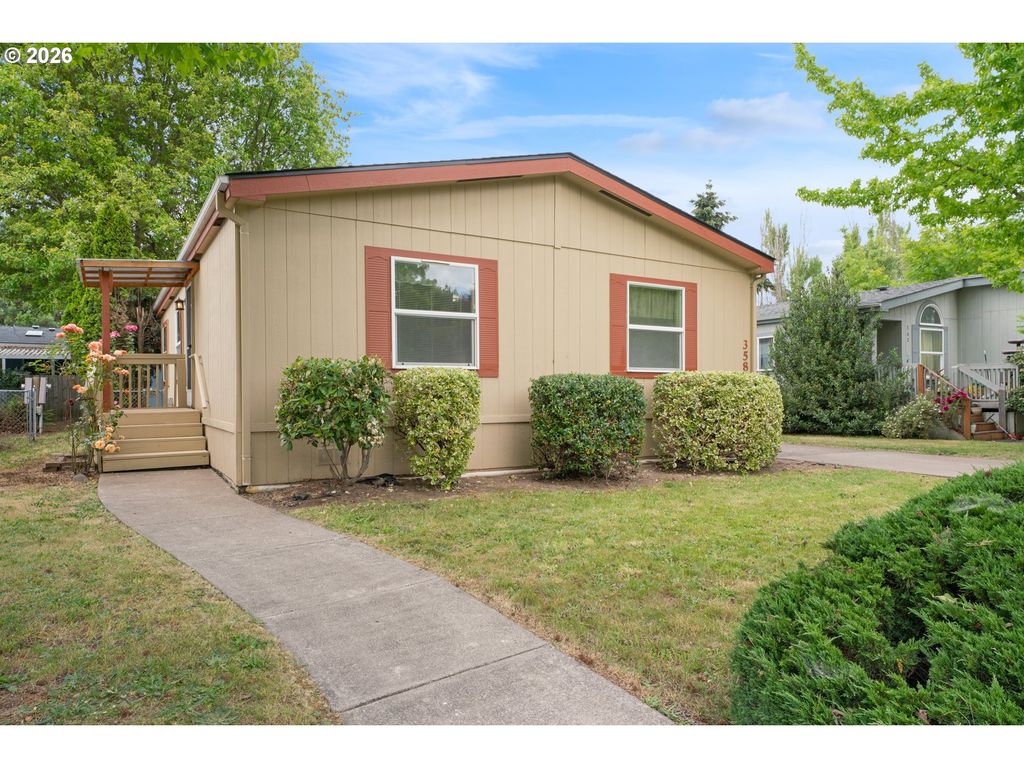 358 La Casa St, Eugene, OR 97402