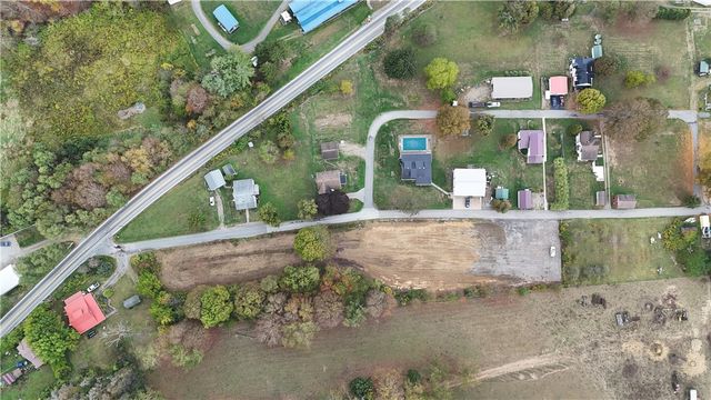 112 Chestnut Street, Mahoning Twp, PA 16256